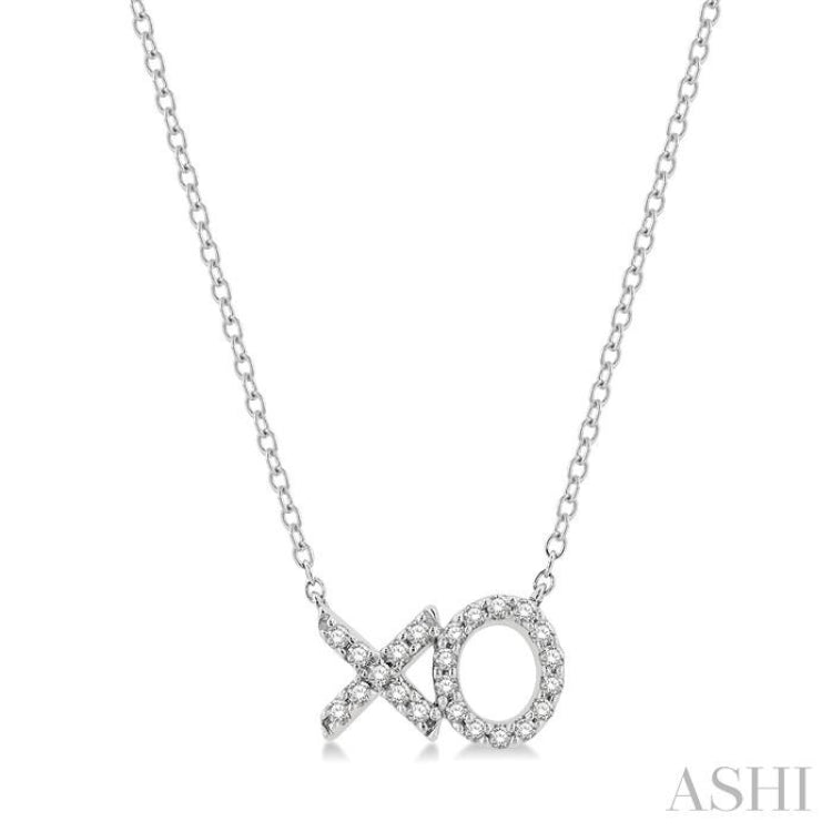 Fashion New O-chain Round Pendant V-letter Necklace for Women