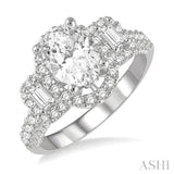 Oval Shape Semi-Mount Diamond Engagement Ring